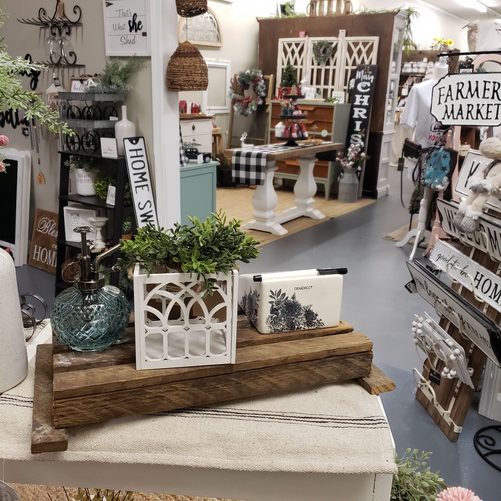 The Southern Willow on Main