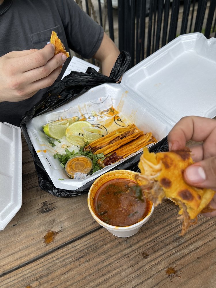Taco City y Mas