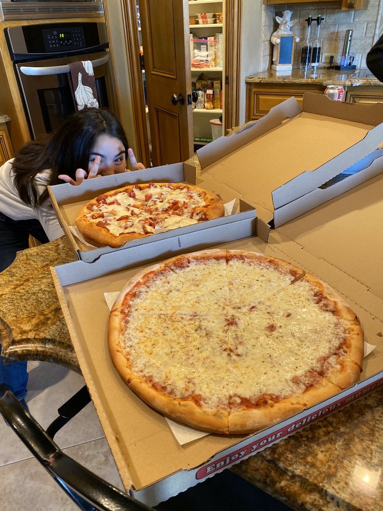 Andrea's Pizza
