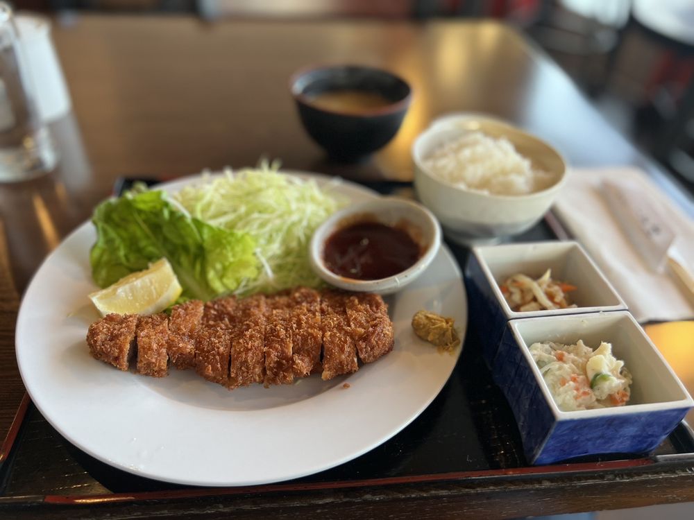 Toshi Sushi