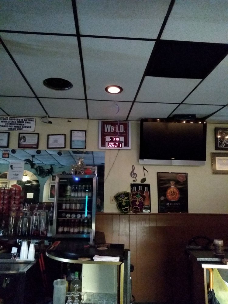 Candlelight Lounge