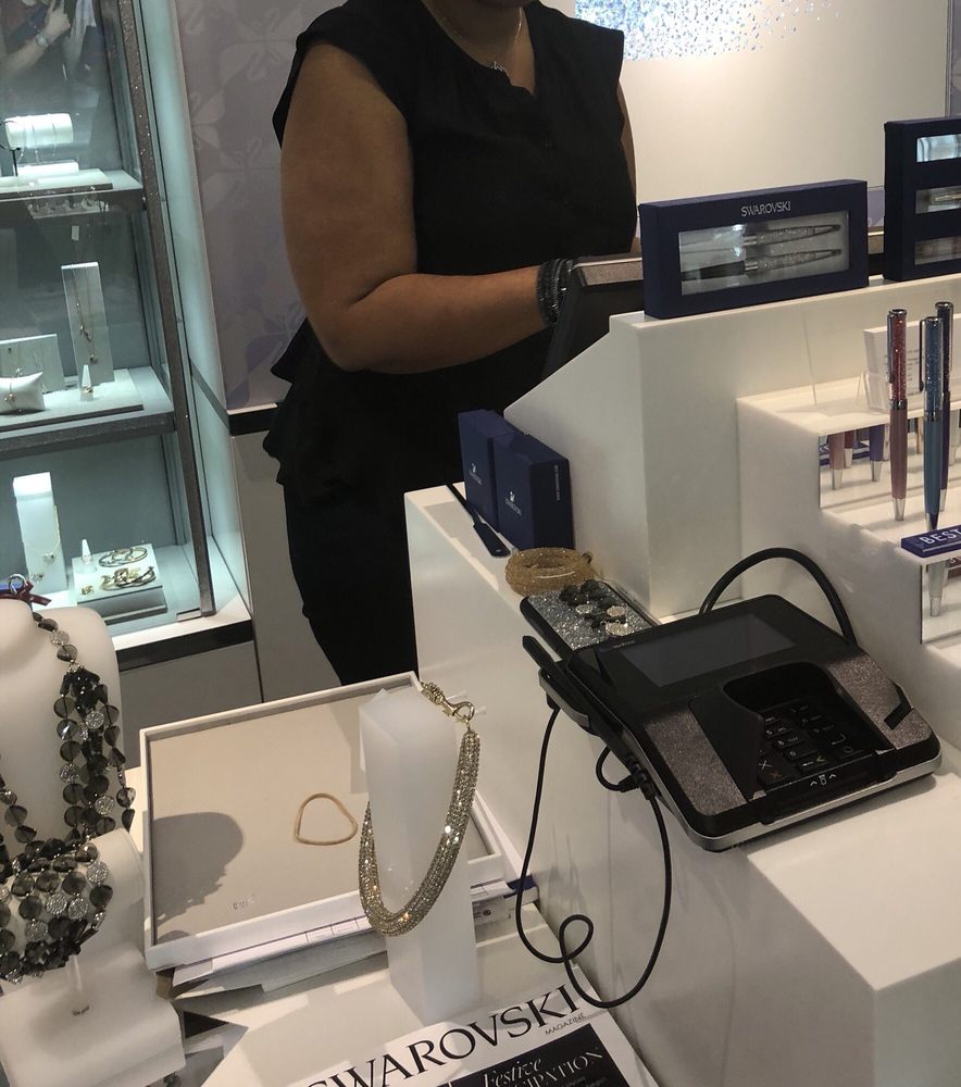 Swarovski Boutique
