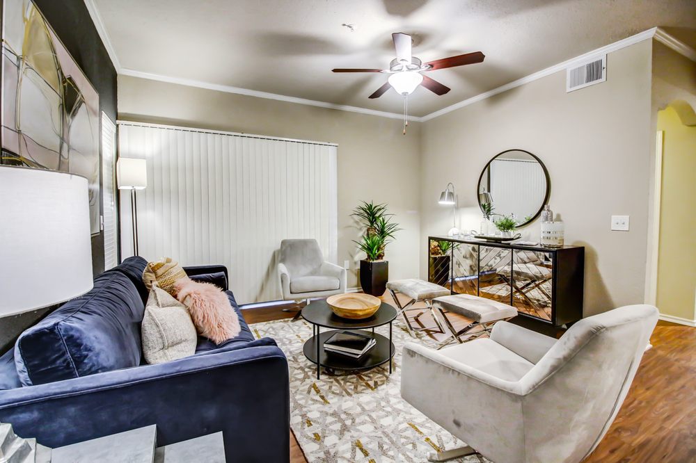 Colonnade Willow Bend