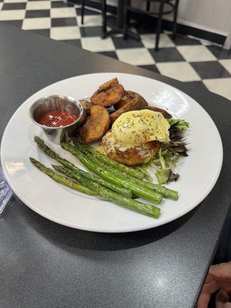Julie's Deli & Market