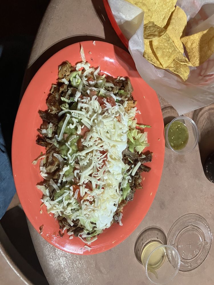 Los Caporales Taqueria