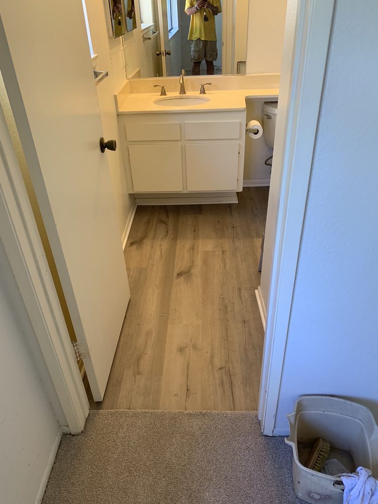 image of business Tustin Carpet & Flooring