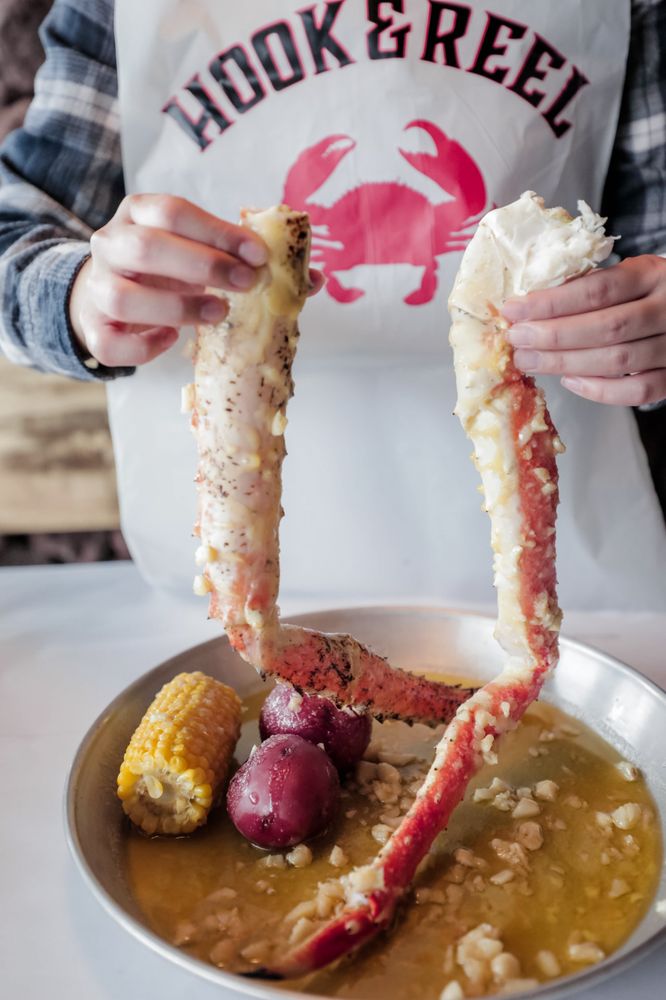 Hook & Reel Cajun Seafood & Bar