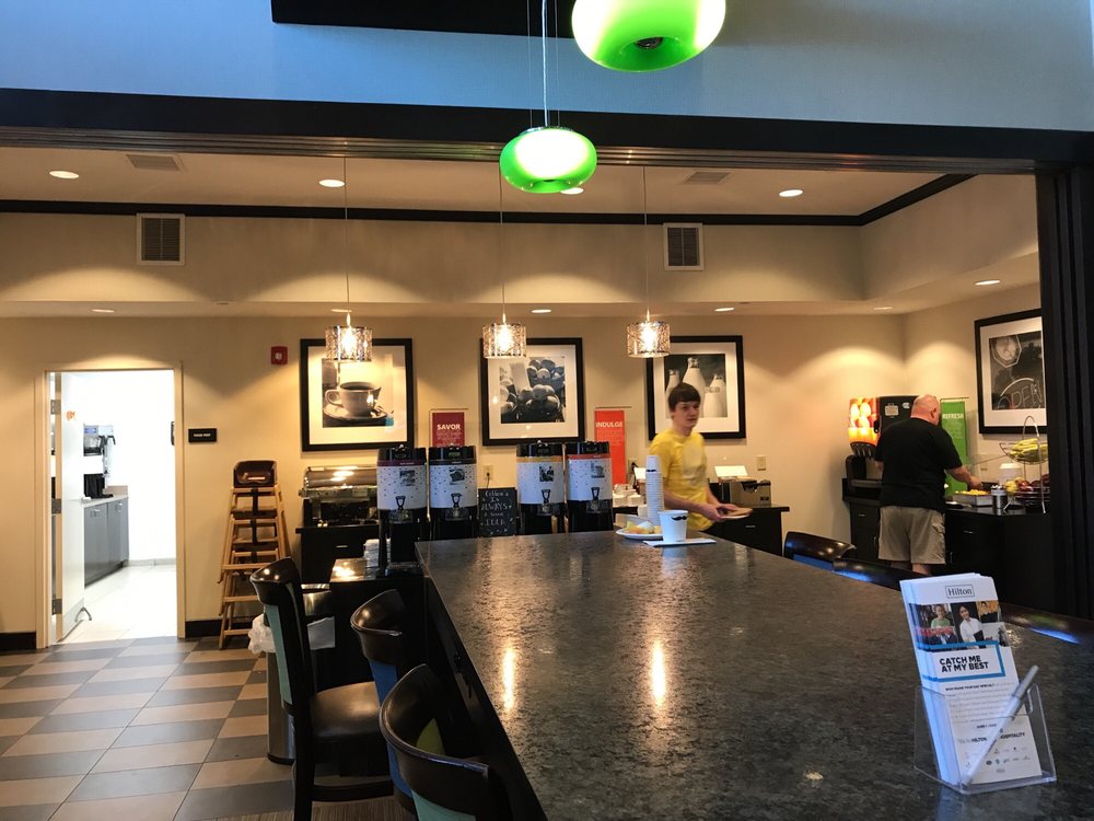 Hampton Inn & Suites Sharon