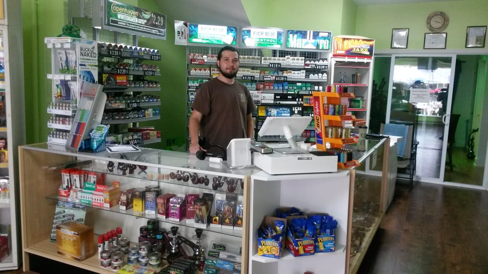 Green Leaf Hookah Lounge and Cafe