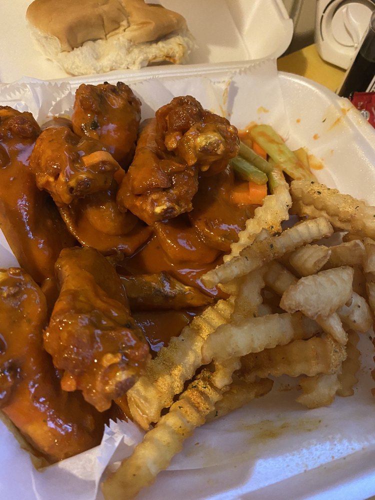 Da Sauce Wings and Things Da Sauce Wings and Things