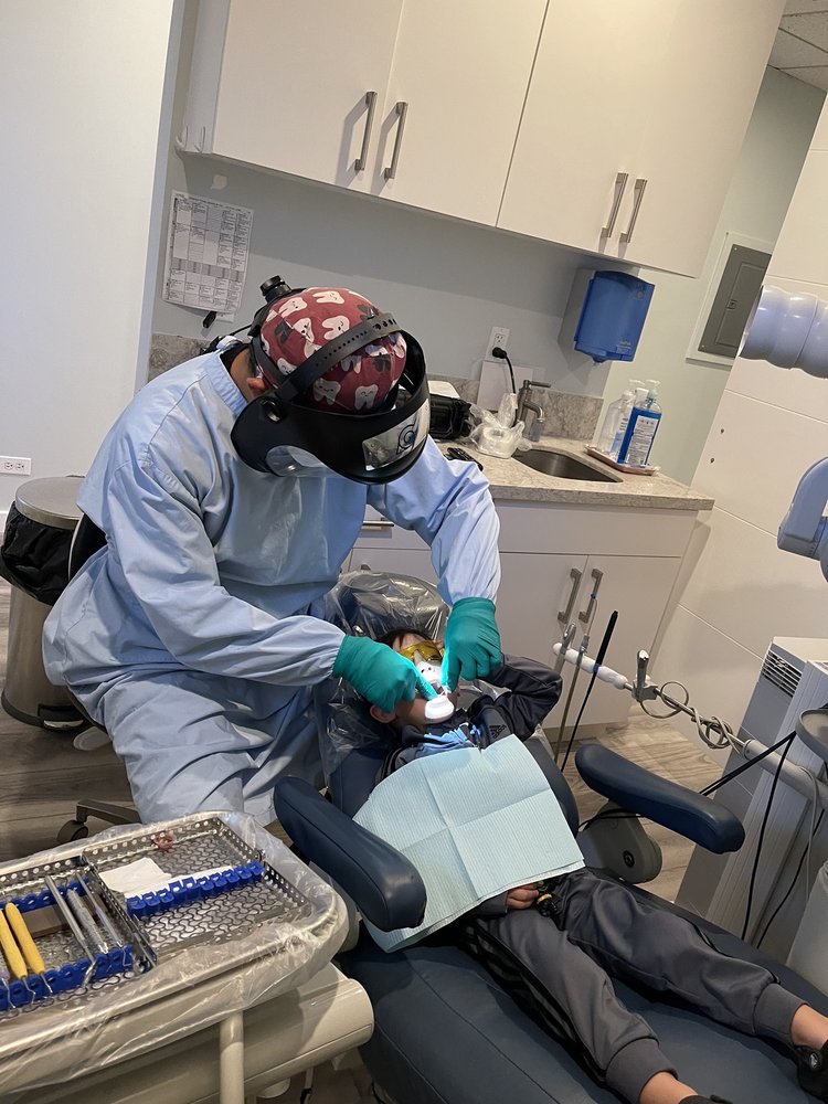 image of business Wade Takenishi, DDS