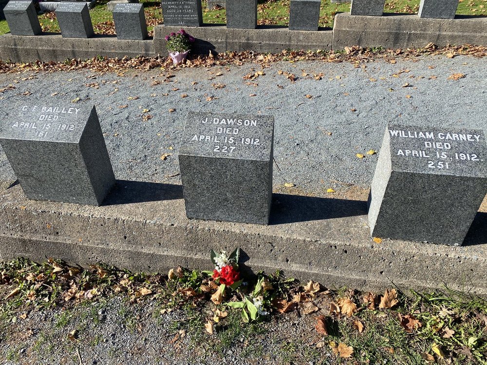 Fairview Lawn Cemetery