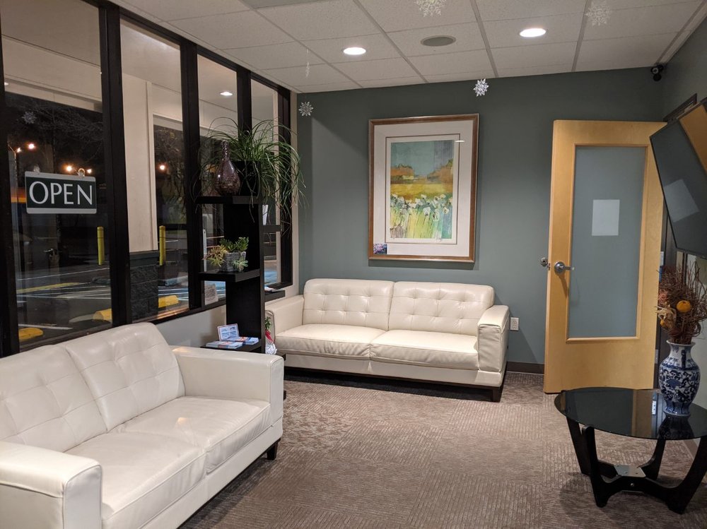 image of business Trang Nguyen - Woodstock Dental