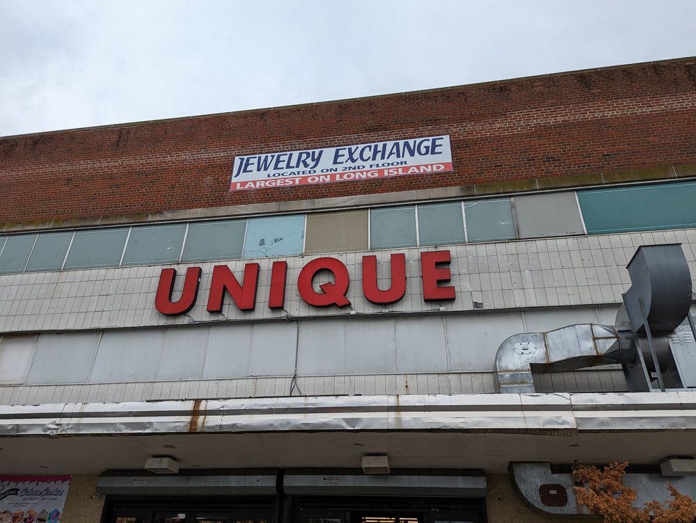 MyUnique Thrift - Levittown