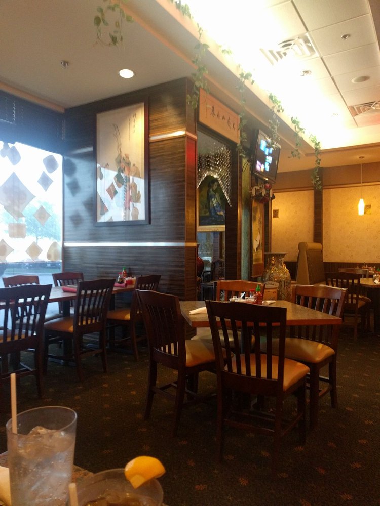 Hot chick gets fucked hentai