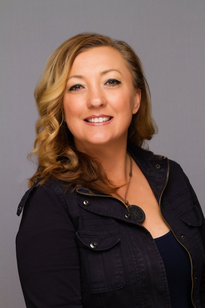 Julia Almstead - Keller Williams