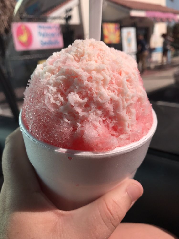 Pelican’s SnoBalls & Mini Golf 16 Photos Shaved Ice 601 Williams