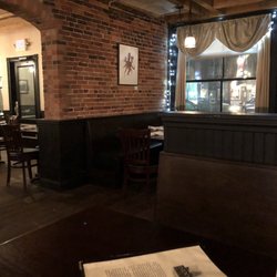 Isidore On The Rocks Tavern 19 Photos 45 Reviews American Photo Of Isidore On The Rocks Tavern South Berwick Me United States