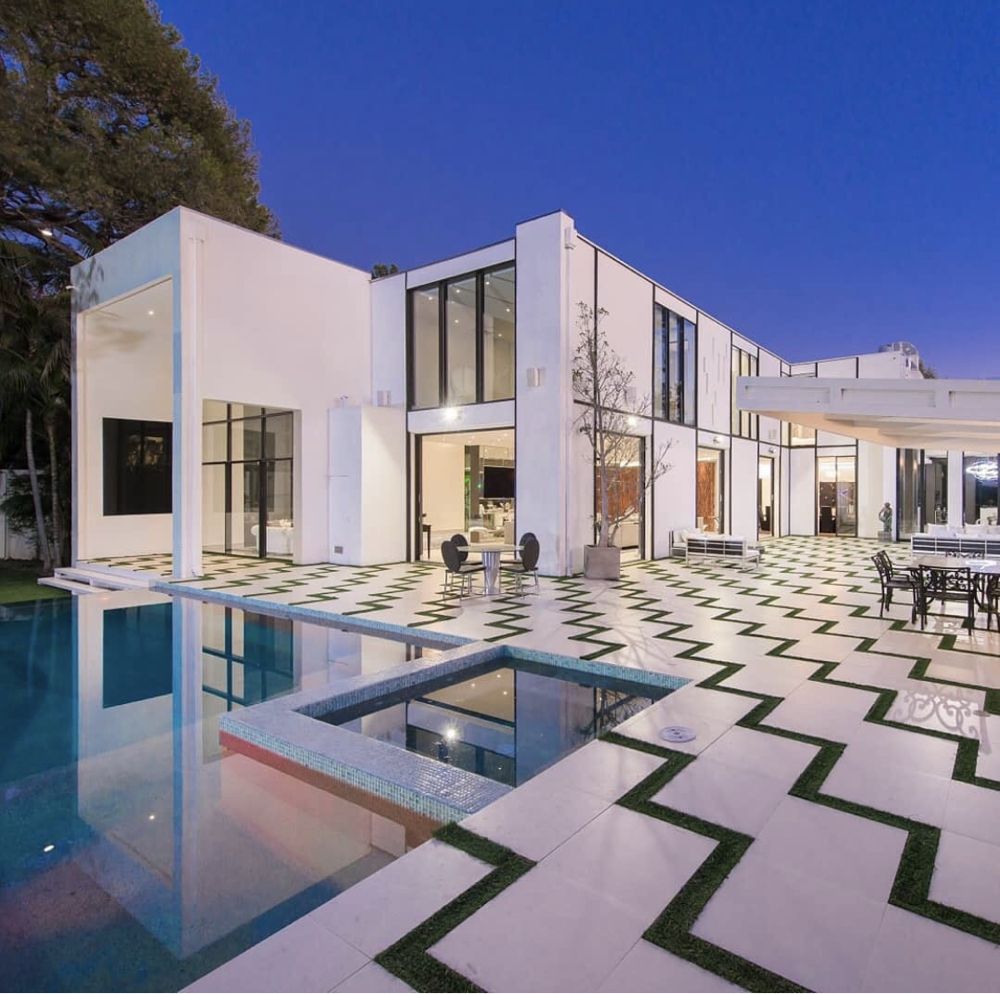 Platinum Pool Company