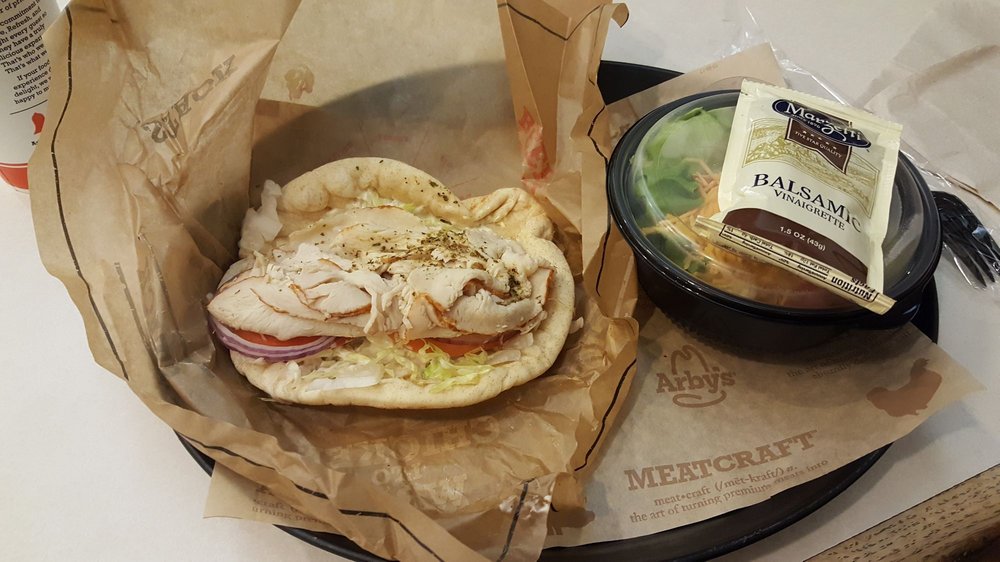 turkey gyro with side