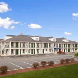 Baymont By Wyndham Tullahoma Hotels 2113 N Jackson St Photo Of Baymont By Wyndham Tullahoma Tn United States Inn