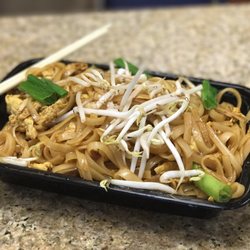 Shanghai Tokyo Order Food Online 41 Photos 73 Reviews Photo Of Shanghai Tokyo Homestead Fl United States Pad Thai En