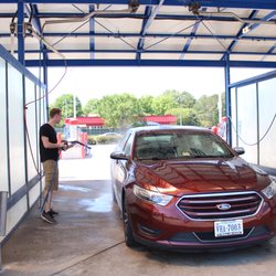 Freedom Car Wash - 28 Photos & 23 Reviews - Car Wash - 1400 S