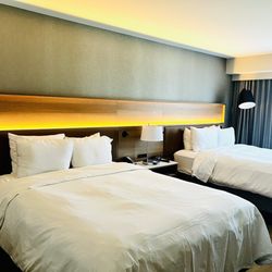 Radisson Hotel Salt Lake City Downtown photo