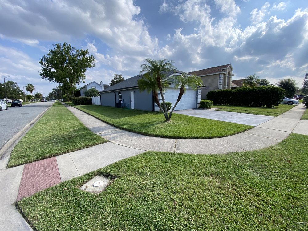 Pinales Lawn and Landscaping