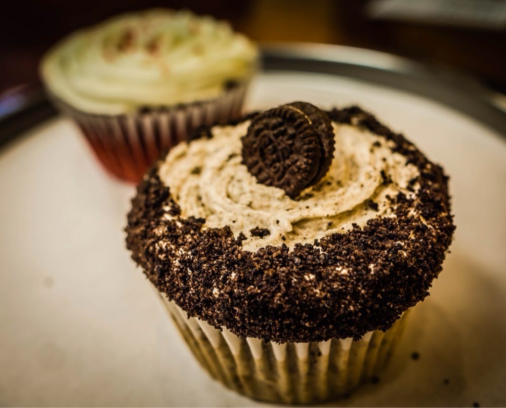 Fluellen Cupcakes 175 Photos & 211 Reviews Bakeries 1408 Elm St