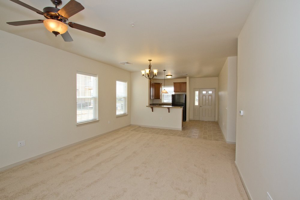 Shady Oak Apartments