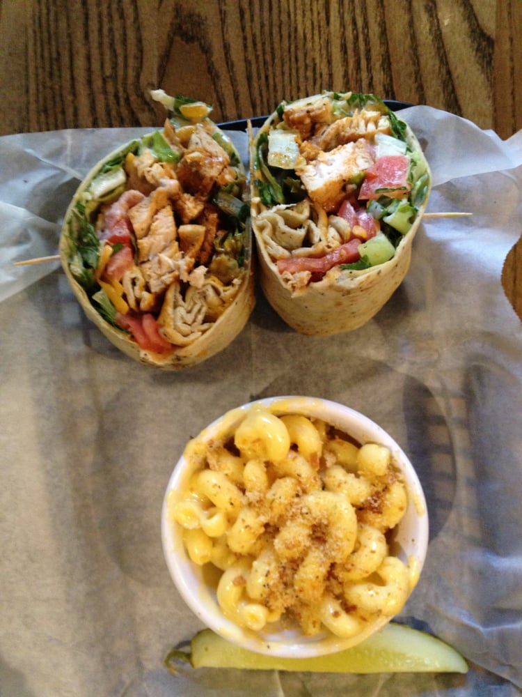 buffalo chicken wrap with