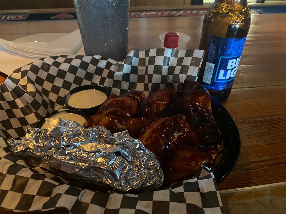 Hunley's Neighborhood Grill