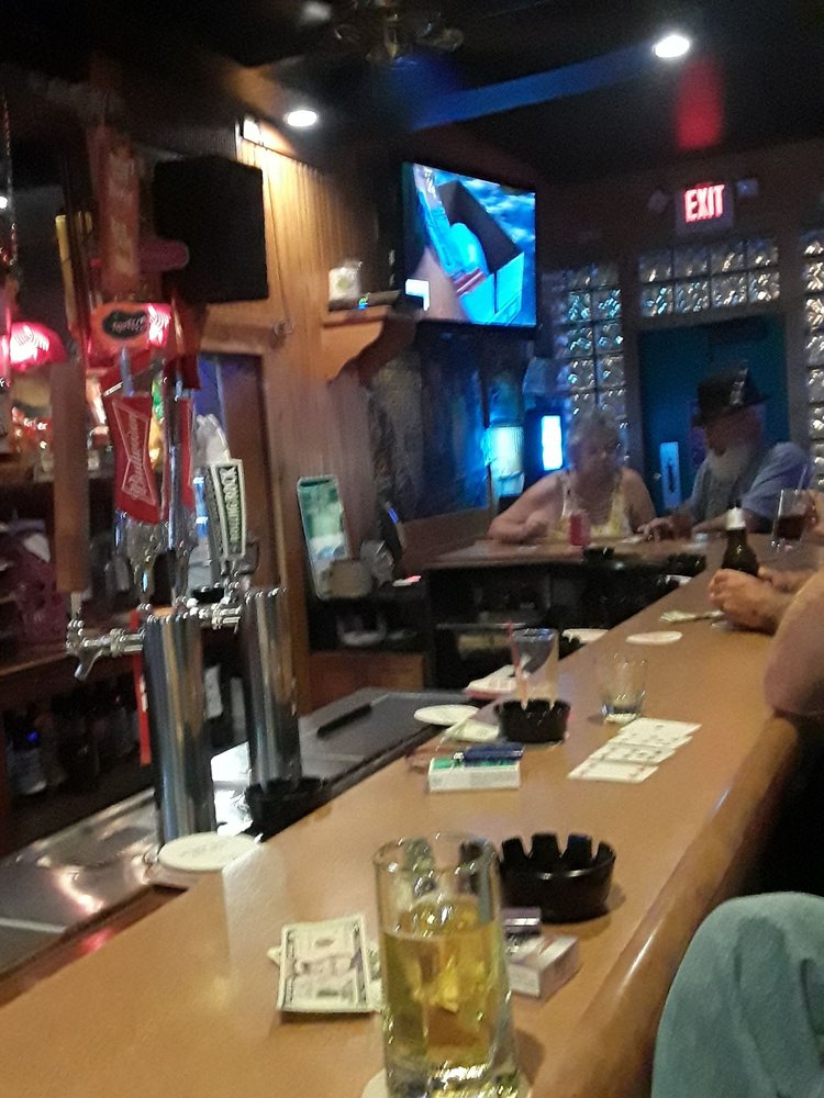 Gator Lounge & Package Lounges 1814 14th St W, Bradenton, FL