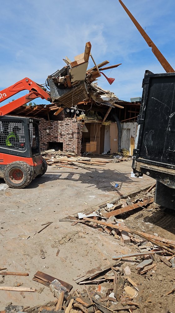 J R Demolition & Hauling
