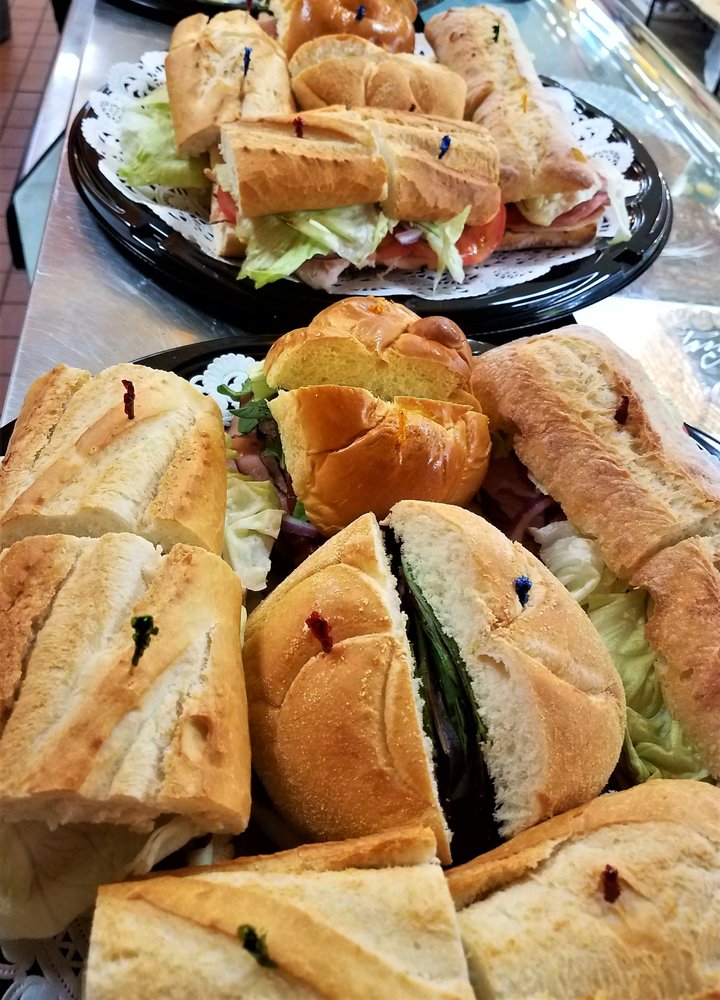 Waban Market 16 Photos & 27 Reviews Grocery 10 Windsor Rd, Waban