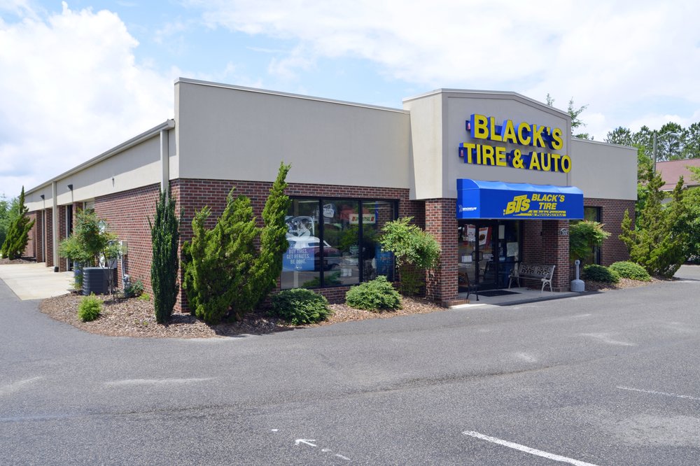 BLACK'S TIRE & AUTO SERVICE