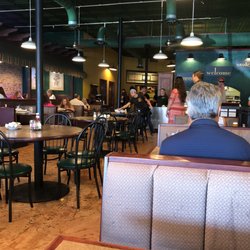The Patio Italian Restaurant 28 Reviews 107 College St Photo Of The Patio Italian Restaurant Madisonville Tn United States Dinning Area