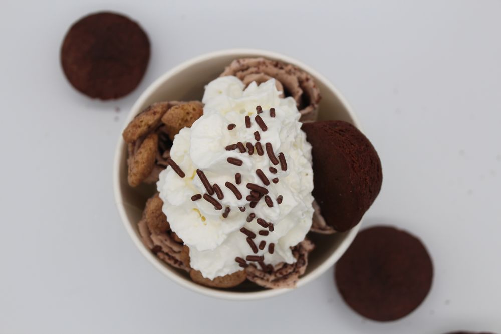 Roll Roll Ice Cream