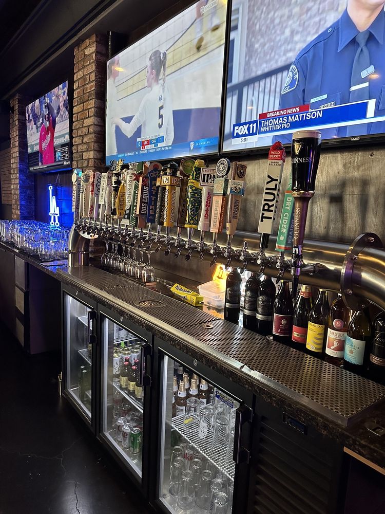 Pacs Pub