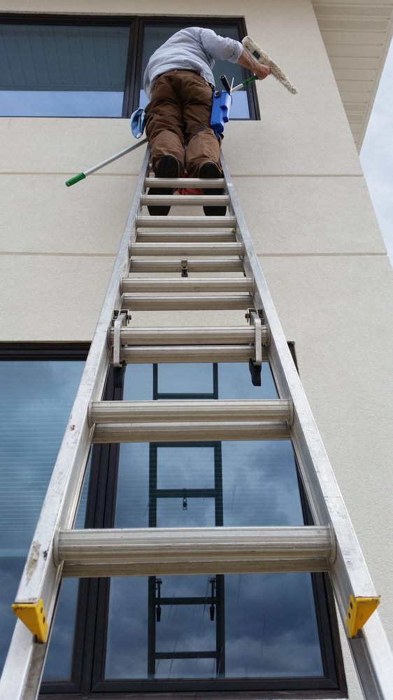 First Impression Windows and Cleaning