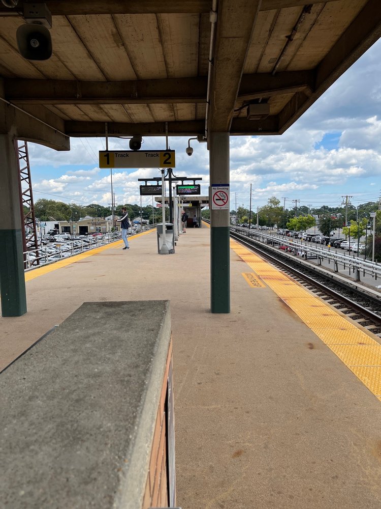 Baldwin LIRR Station