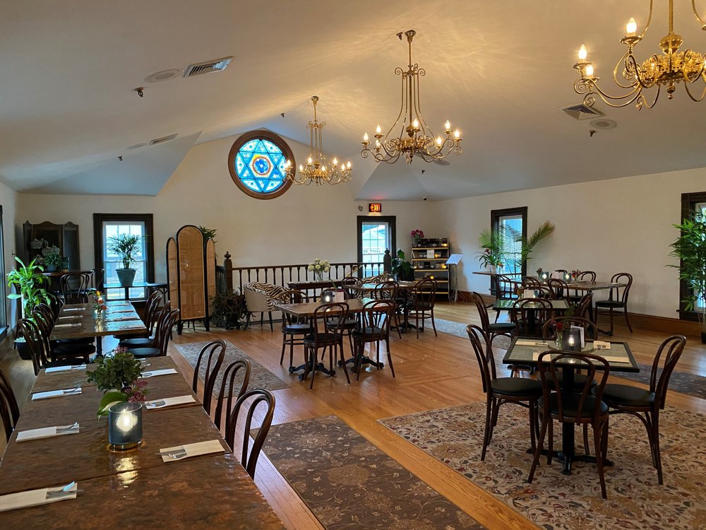 Pine Grove Hall