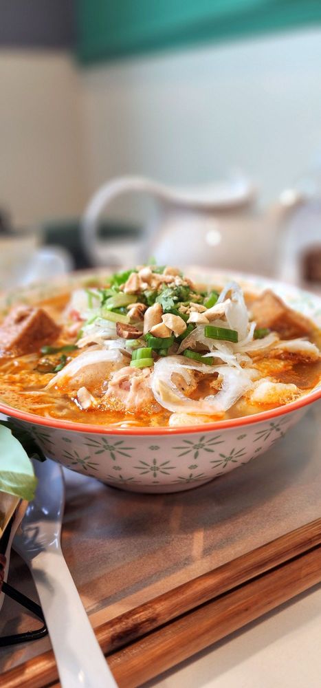 Bánh Mì Très Bon - Richmond