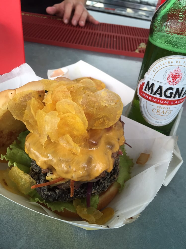 Yam Burger 37 Photos & 39 Reviews Burgers San Juan, Puerto Rico