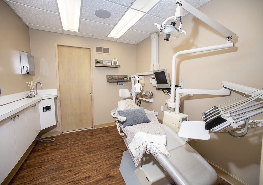 image of business Falcon Dental Group