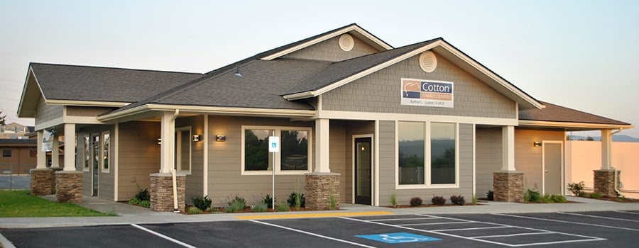 image of business Broadway Heights Dental