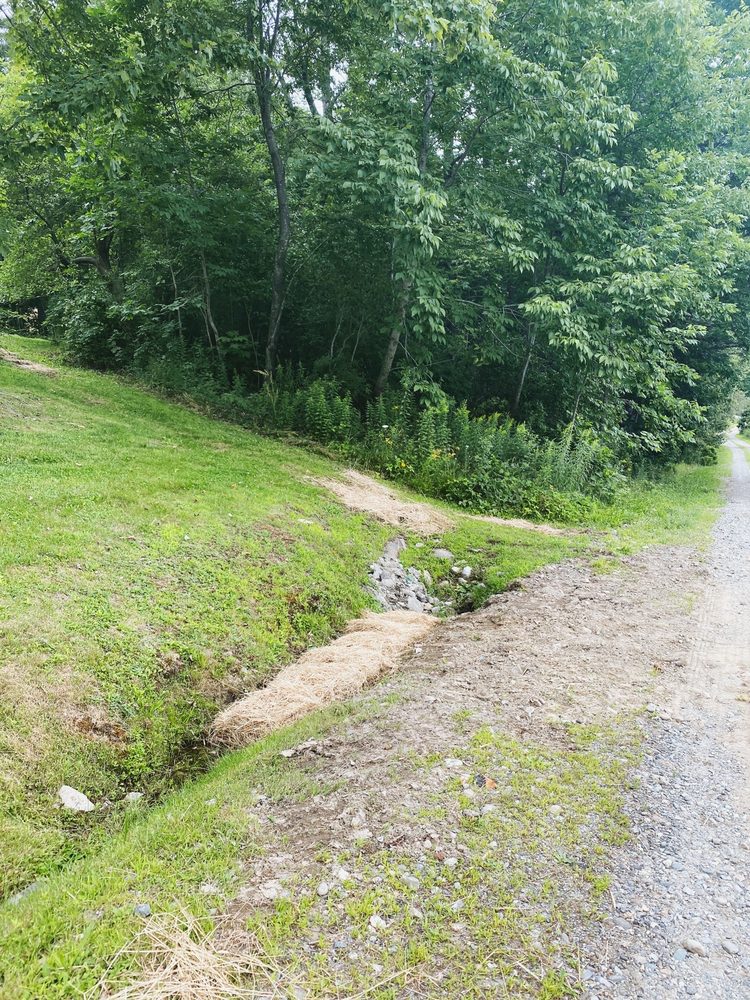 image of business Hanley Construction