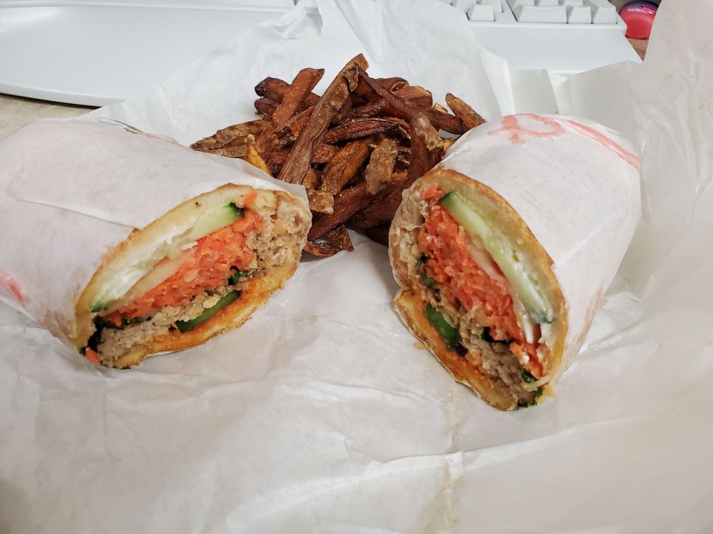 Hot Deli Burgers & Dogs plus Ice Cream Hot Deli Burgers & Dogs plus Ice Cream