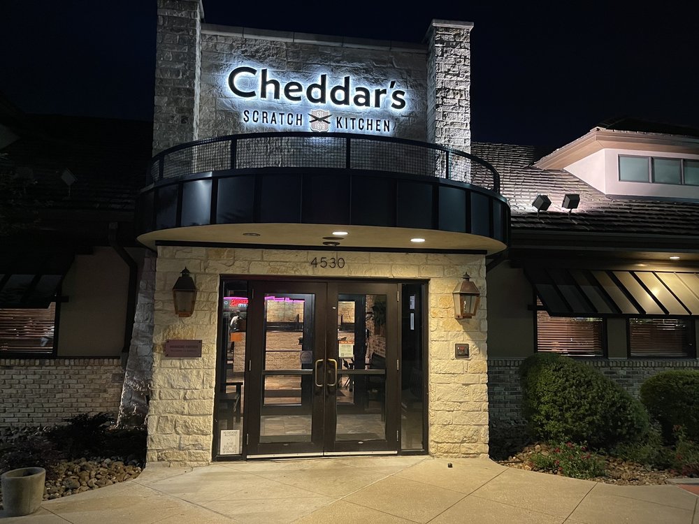 Cheddar's Scratch Kitchen